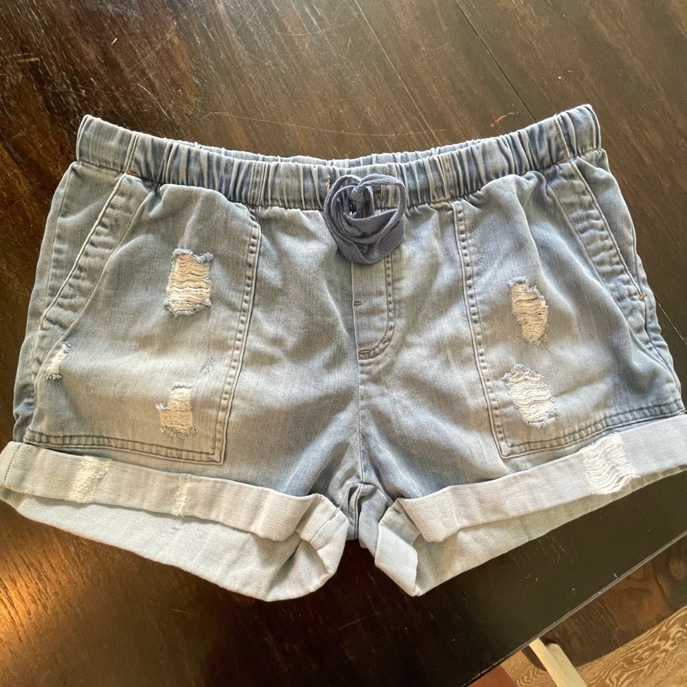 Stretch Shorts. Cozy.